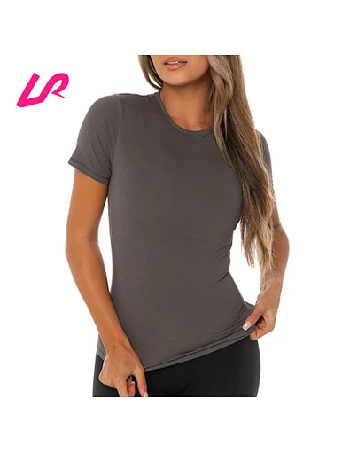 slim fit tee